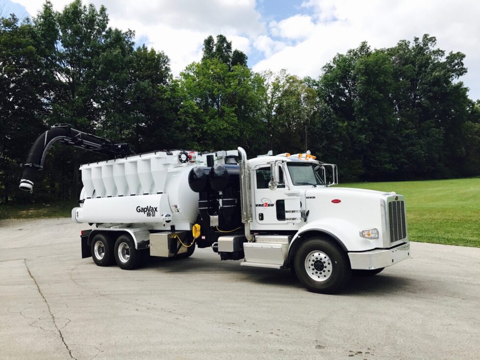 Huber 130 BBL Tanker Rental - Vac2Go Vacuum Truck Rentals